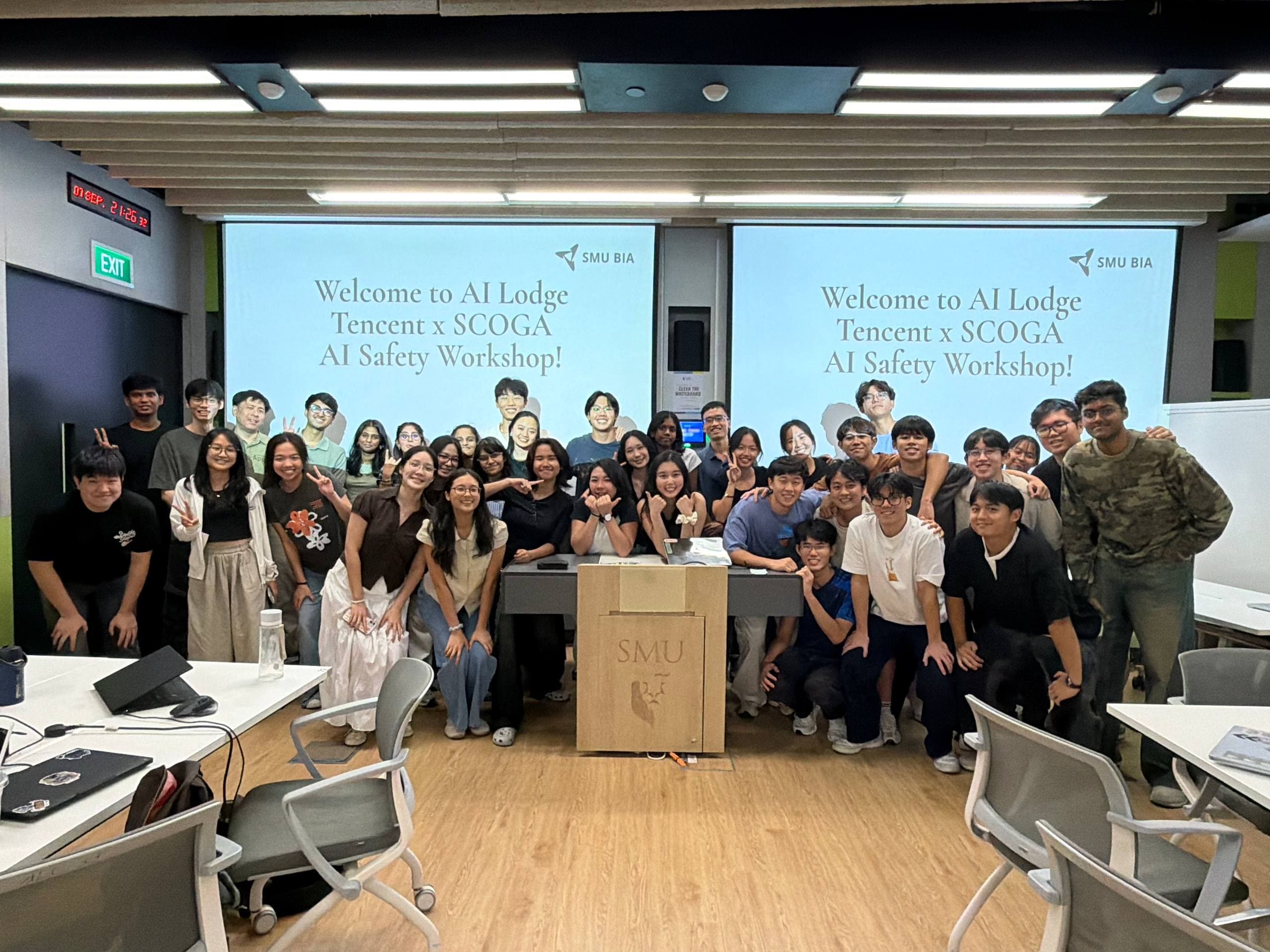 Group photo at the Tencent workshop